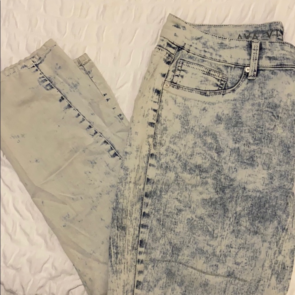 Ava and Viv jegging
